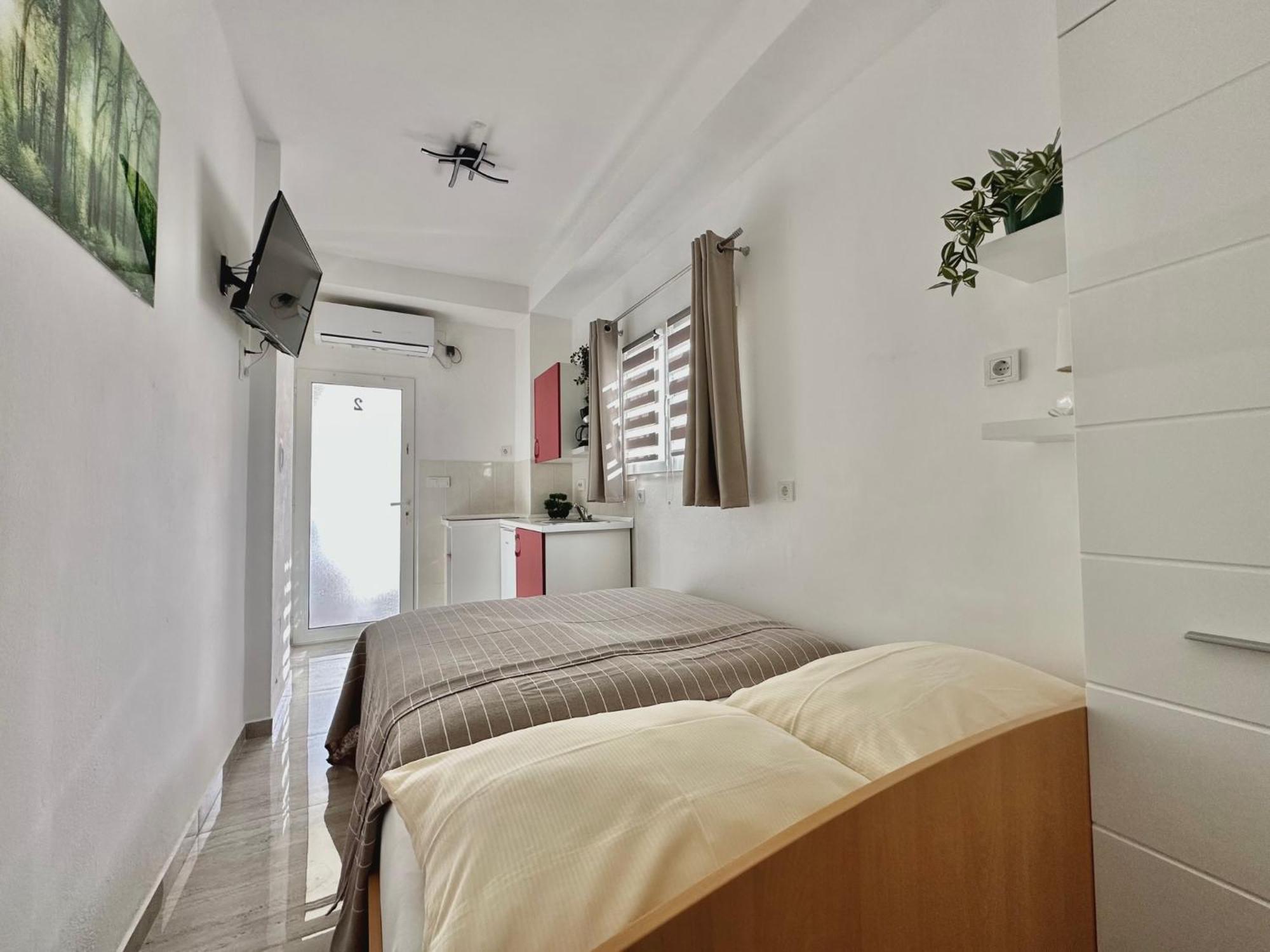 Apartments Hajl Krk Town Exterior foto